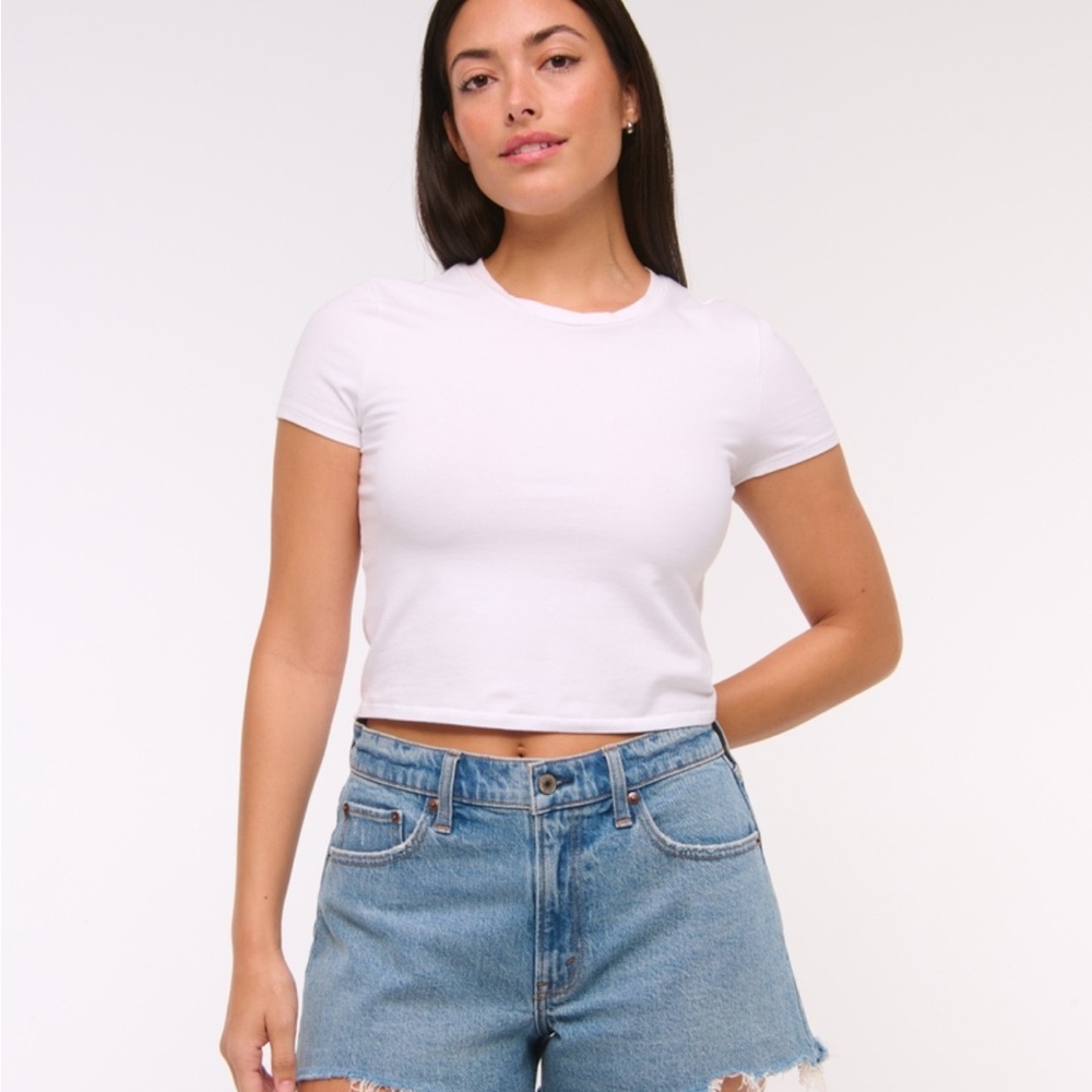 Abercrombie & Fitch Curve Love High Rise 90s Cutoff Jean Shorts